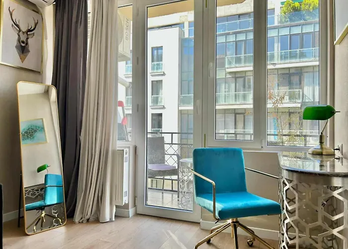 City Center- Vake Park- 2Br Apartment- 92M2