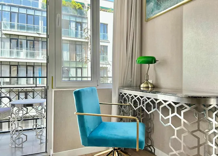 City Center- Vake Park- 2Br Apartment- 92M2