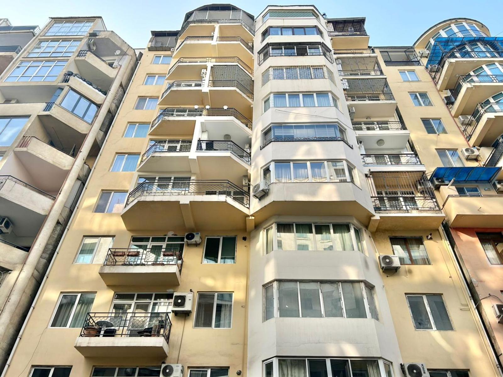 Apartment Center- Vake Park- 2br Apartment- 92m2 Tbilisi