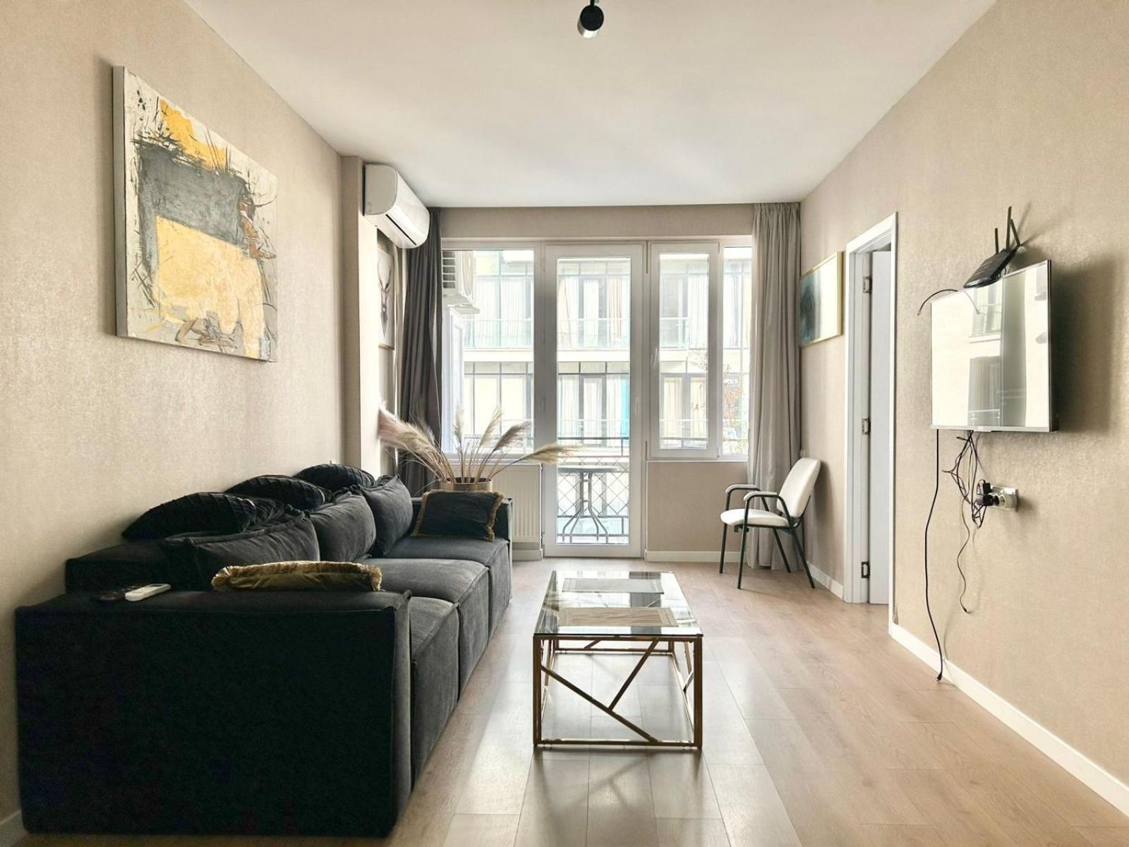 Center- Vake Park- 2br Apartment- 92m2 Tbilisi