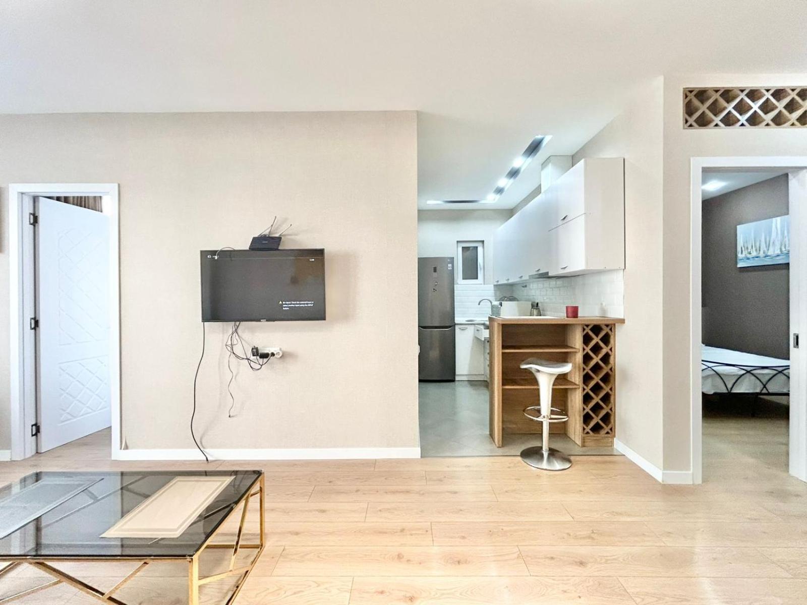 Center- Vake Park- 2br Apartment- 92m2 * Tbilisi