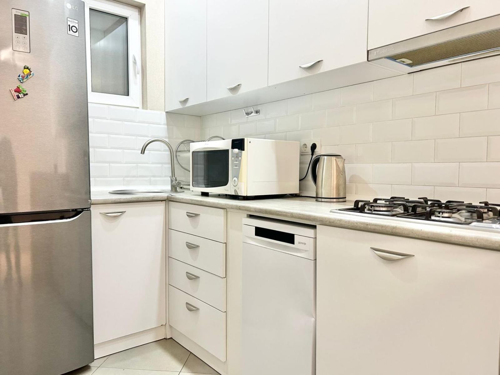 Center- Vake Park- 2br Apartment- 92m2
